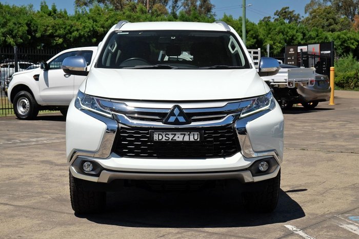 2018 Mitsubishi Pajero Sport GLS