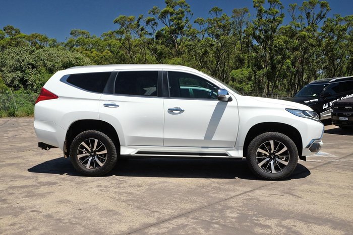 2018 Mitsubishi Pajero Sport GLS