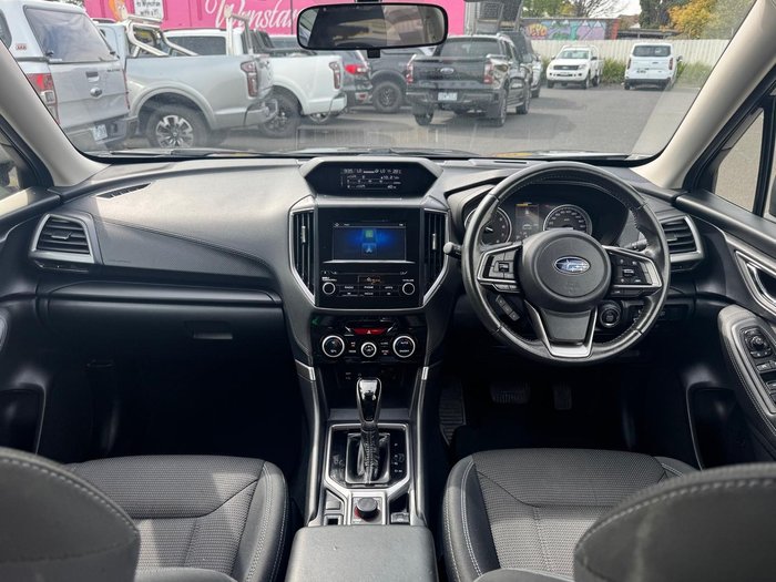 2020 Subaru Forester 2.5i