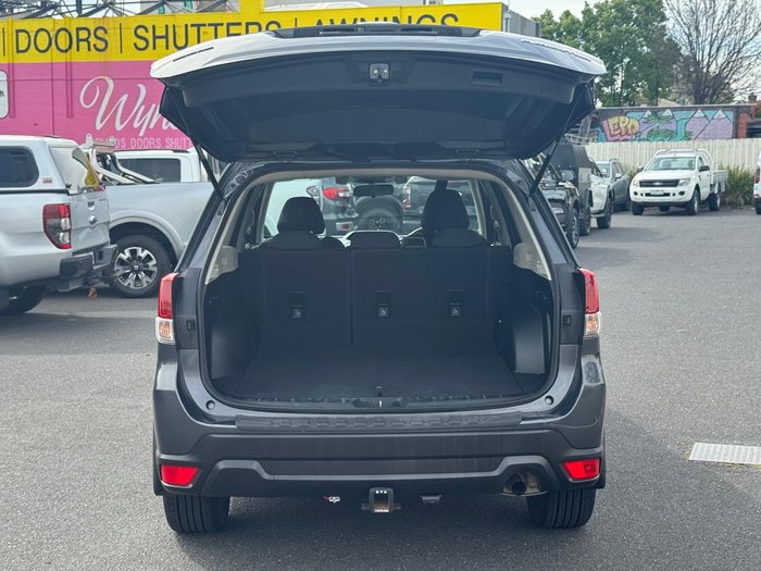 2020 Subaru Forester 2.5i