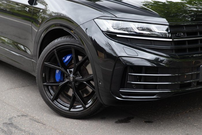 2024 Volkswagen Touareg R