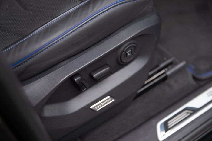 2024 Volkswagen Touareg R