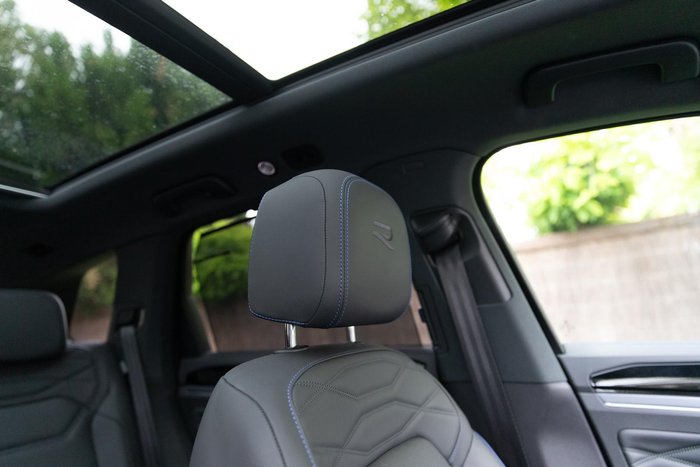 2024 Volkswagen Touareg R