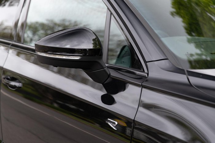 2024 Volkswagen Touareg R