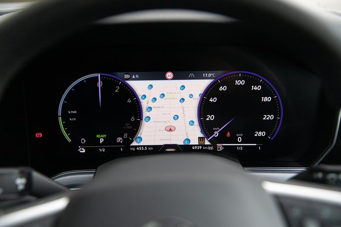 2024 Volkswagen Touareg R