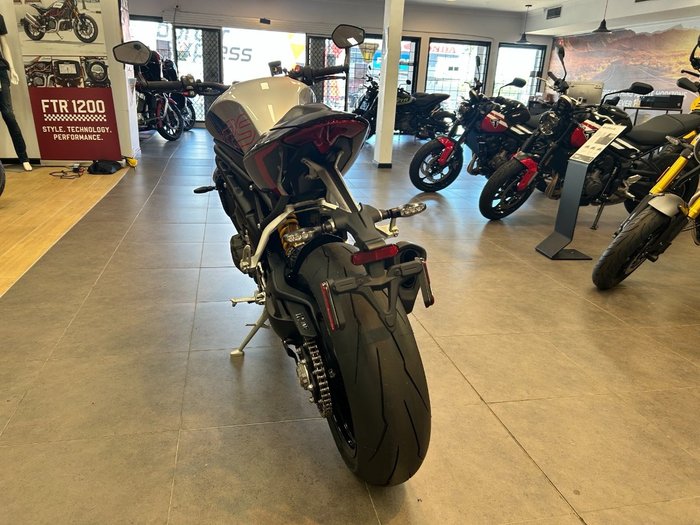 2025 Triumph SPEED TRIPLE 1200 RS RED