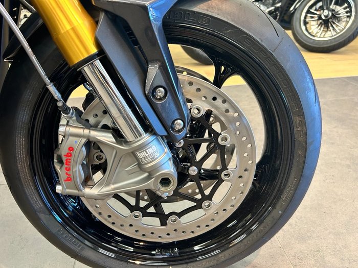 2025 Triumph SPEED TRIPLE 1200 RS RED