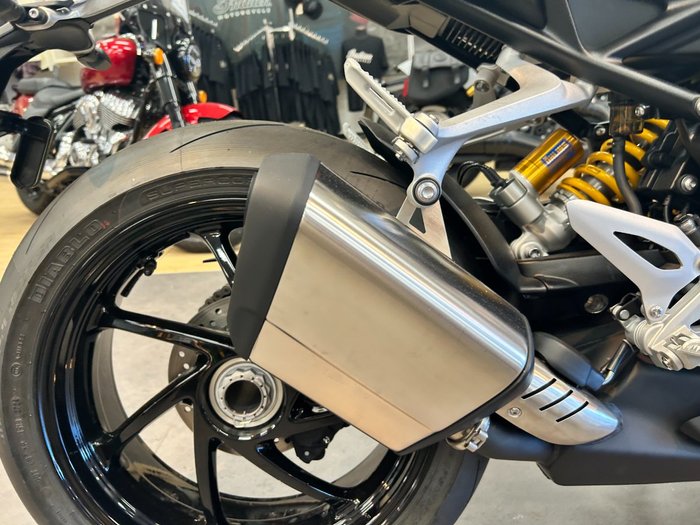 2025 Triumph SPEED TRIPLE 1200 RS RED