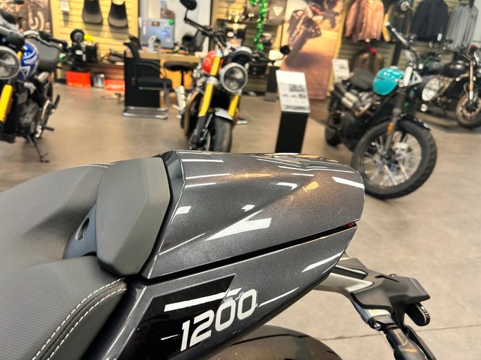 2025 Triumph SPEED TRIPLE 1200 RS RED