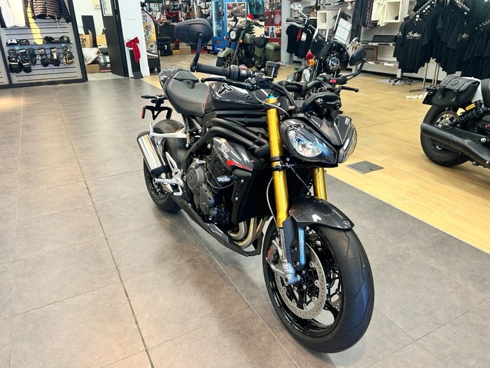 2025 Triumph SPEED TRIPLE 1200 RS RED
