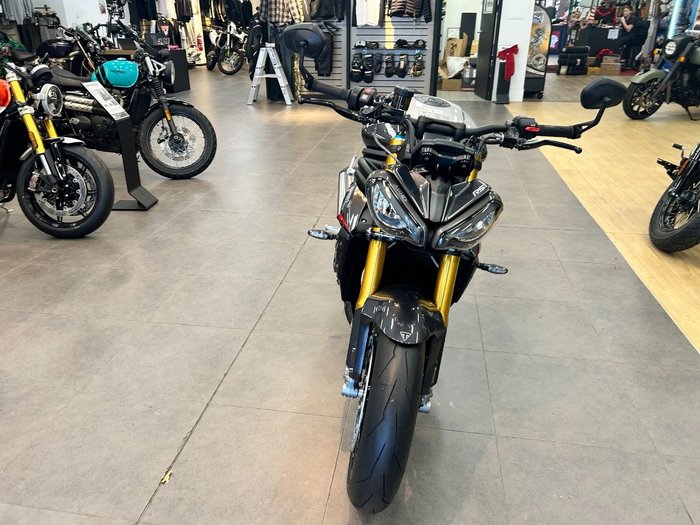 2025 Triumph SPEED TRIPLE 1200 RS RED