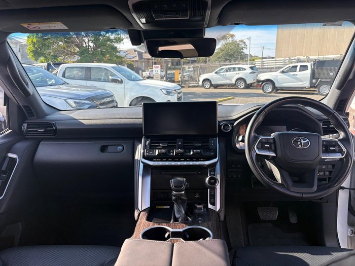 2022 Toyota Landcruiser VX