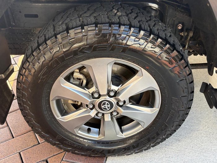 2022 Toyota Landcruiser VX