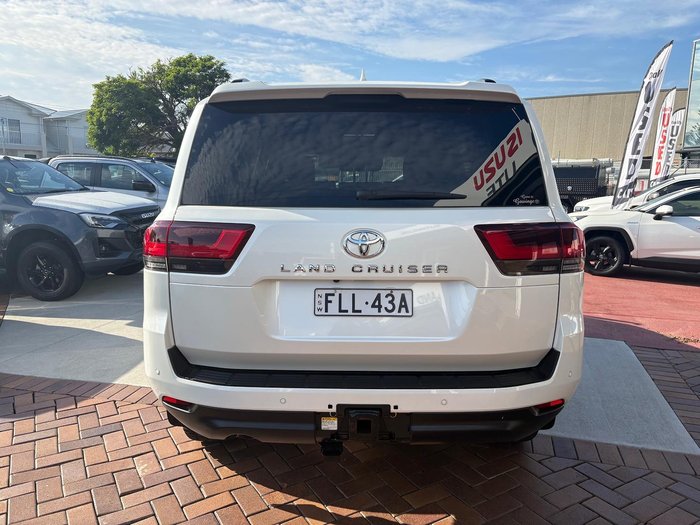 2022 Toyota Landcruiser VX