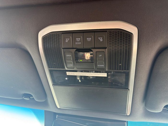 2022 Toyota Landcruiser VX