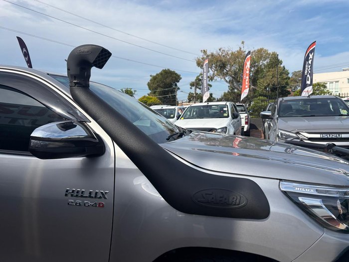 2020 Toyota Hilux SR5