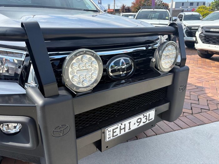 2020 Toyota Hilux SR5