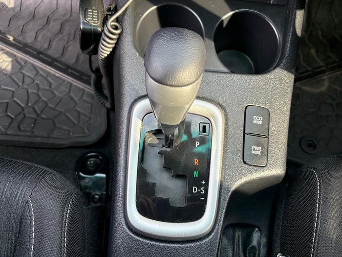 2020 Toyota Hilux SR5