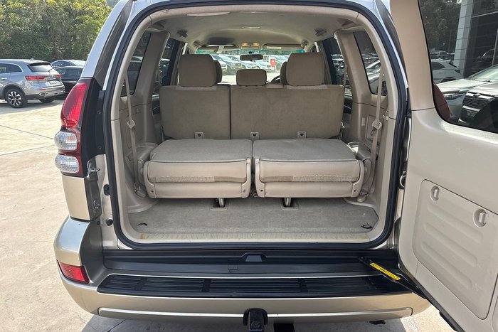 2004 Toyota Landcruiser GXL