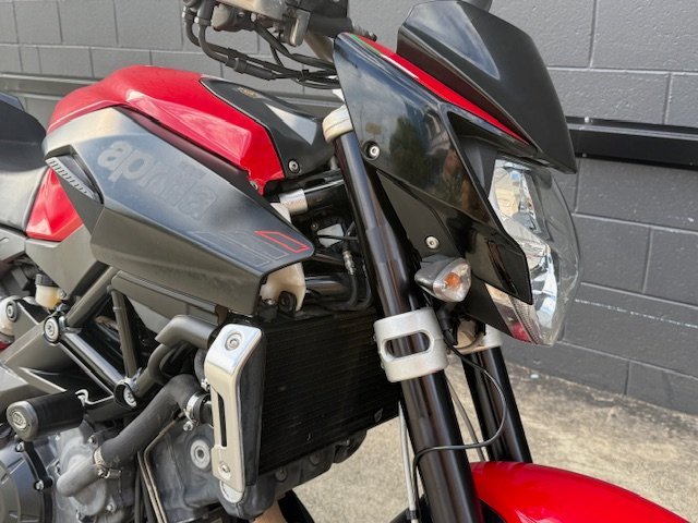 2015 APRILIA SHIVER SPORT RED