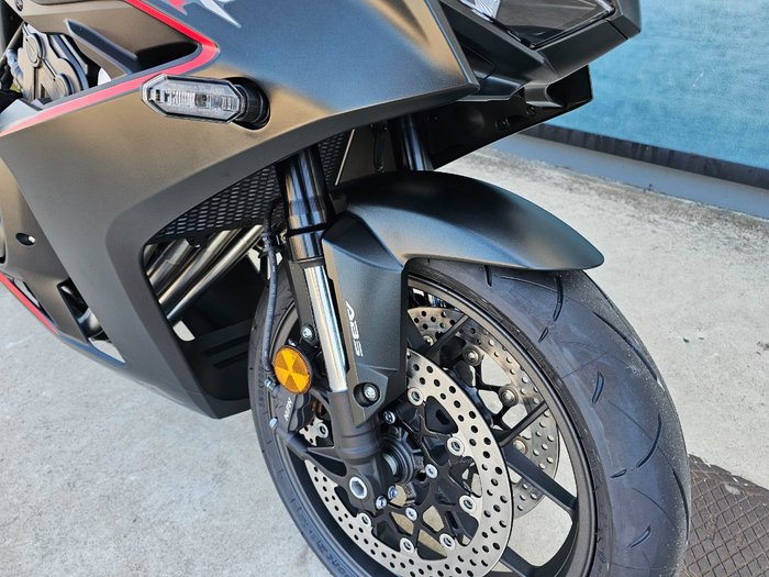 2025 Honda CBR650R Black