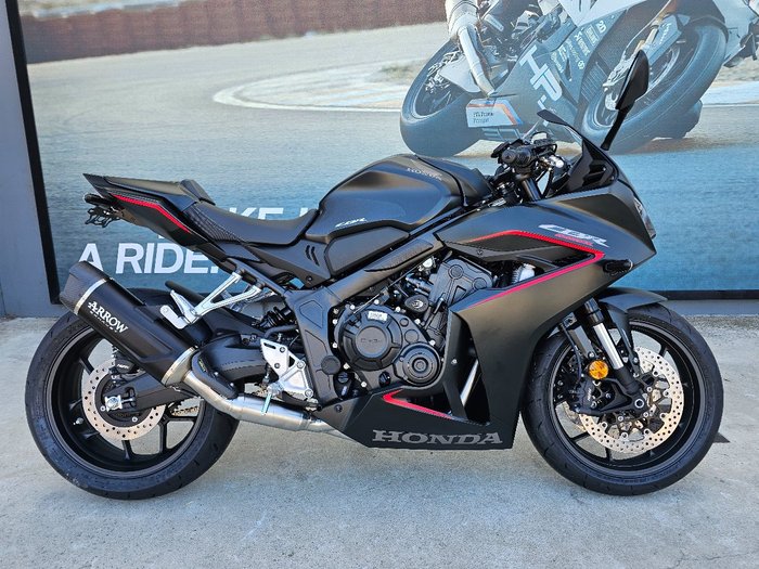 2025 Honda CBR650R Black