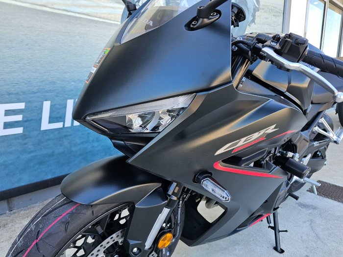 2025 Honda CBR650R Black