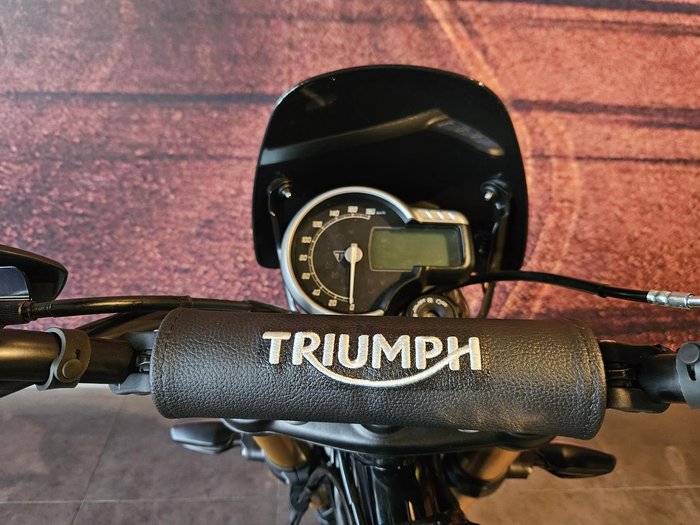 2025 Triumph Scrambler 400 XC Scrambler Grey