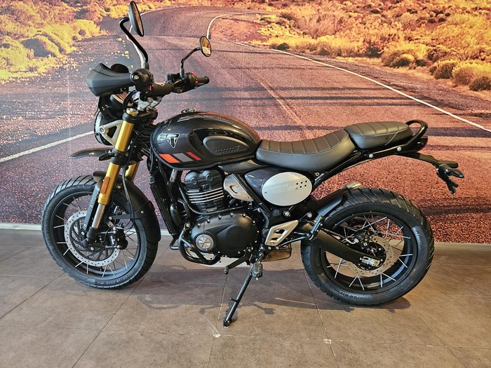 2025 Triumph Scrambler 400 XC Scrambler Grey