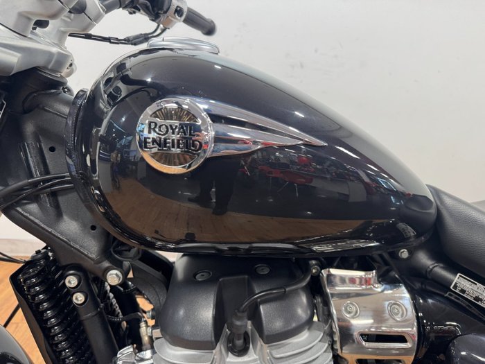 2023 Royal Enfield SUPER METEOR 650 Astral Black