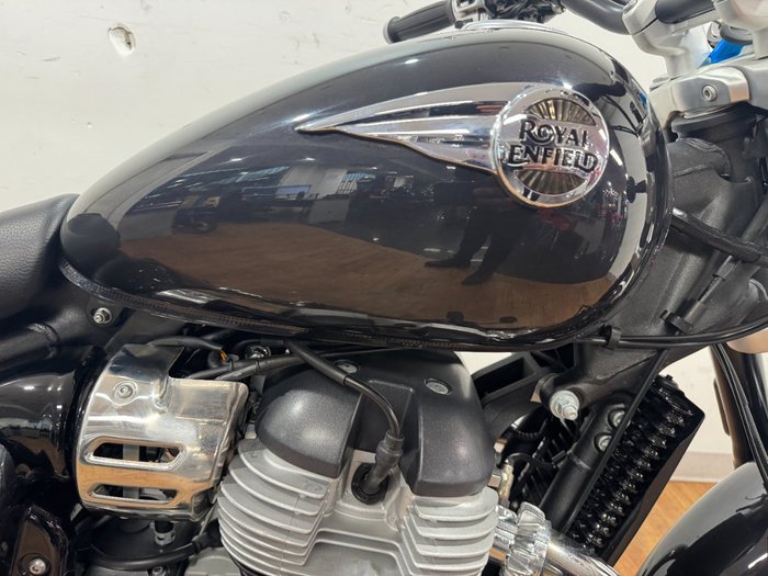 2023 Royal Enfield SUPER METEOR 650 Astral Black