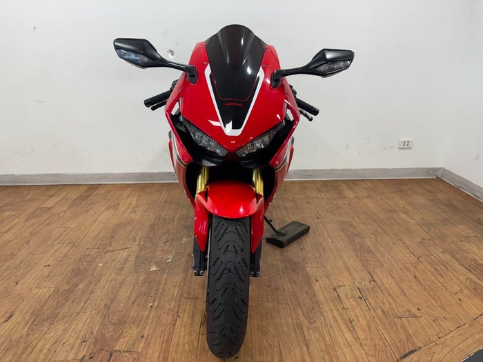 2017 Honda CBR1000RR (FIREBLADE) RED