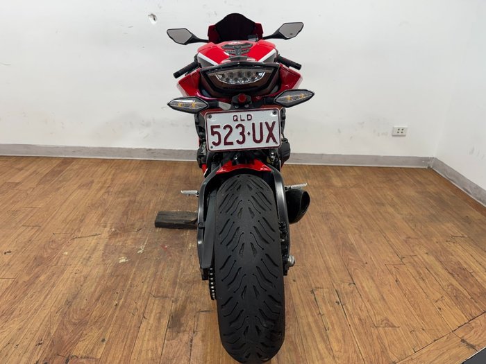 2017 Honda CBR1000RR (FIREBLADE) RED