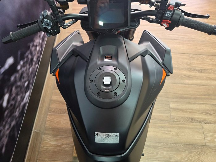 2024 Ktm 1390 SUPER DUKE R EVO Black