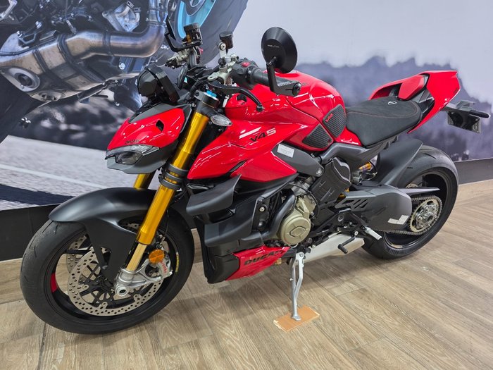 2023 DUCATI STREETFIGHTER V4 S RED