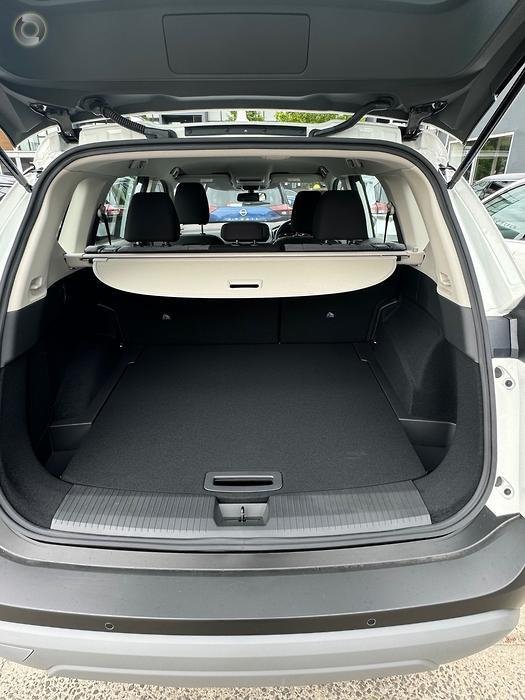 2025 Nissan X-TRAIL ST