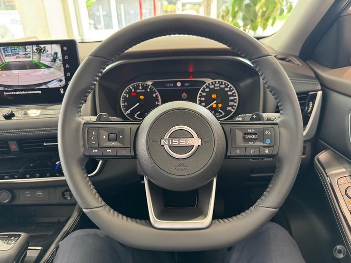 2025 Nissan X-TRAIL ST-L