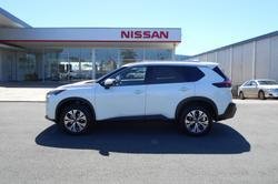 2025 Nissan X-TRAIL ST-L