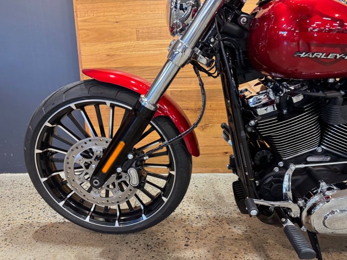2025 Harley-davidson FXBR BREAKOUT (117) Red