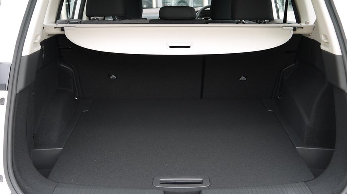 2025 Nissan X-TRAIL ST