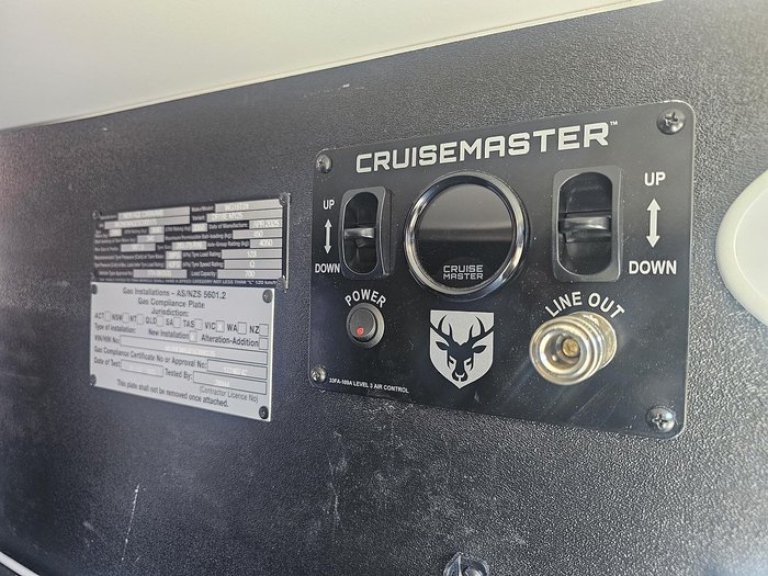 2025 New Age Caravans Desert Rose Dr18e My25