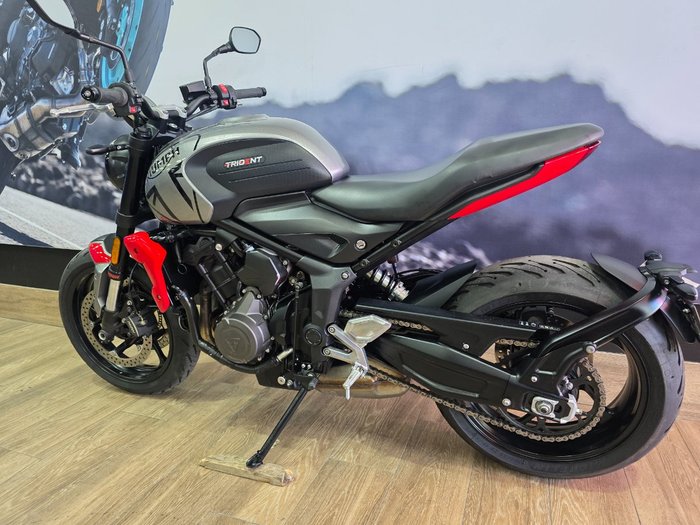 2022 Triumph TRIDENT 660 GREY