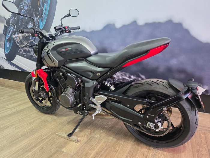 2022 Triumph TRIDENT 660 GREY