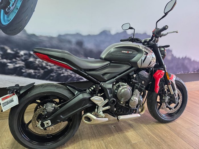 2022 Triumph TRIDENT 660 GREY