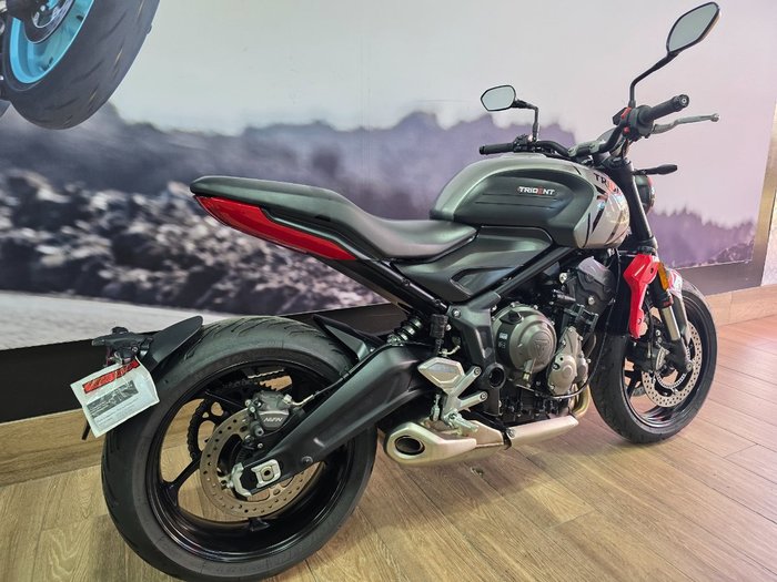 2022 Triumph TRIDENT 660 GREY