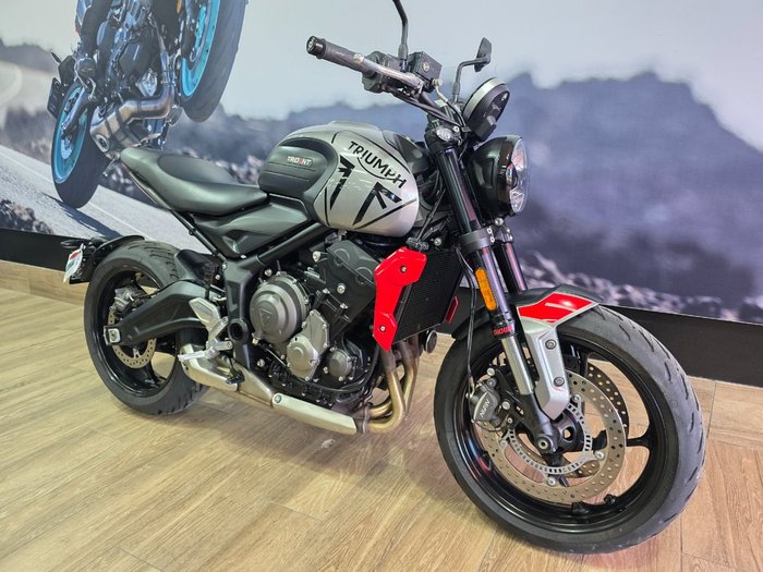 2022 Triumph TRIDENT 660 GREY
