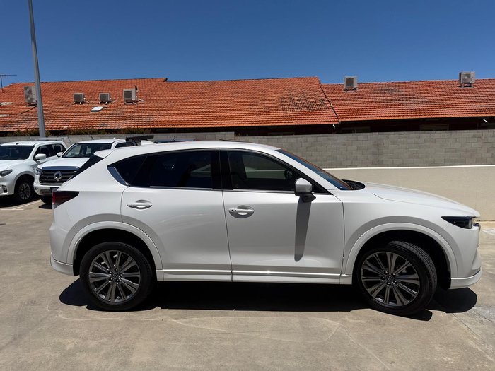 2025 Mazda CX-5 G25 Akera
