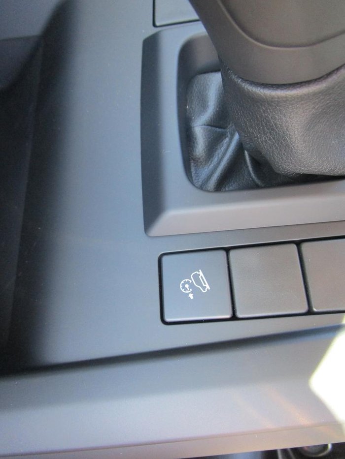 2025 Isuzu D-MAX SX High Ride