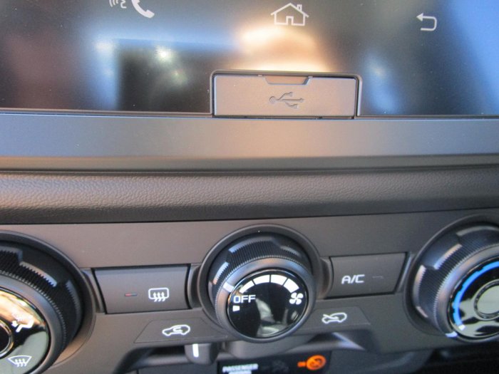 2025 Isuzu D-MAX SX High Ride