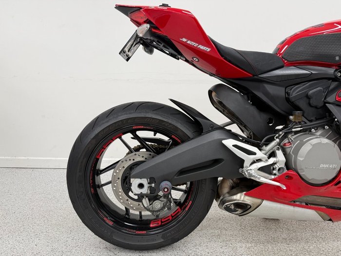 2015 DUCATI 899 PANIGALE Red